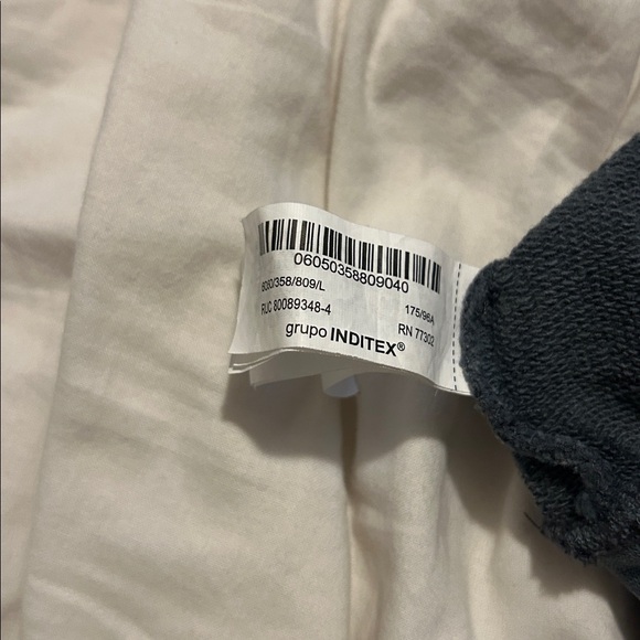 Zara - Picture 8 of 8